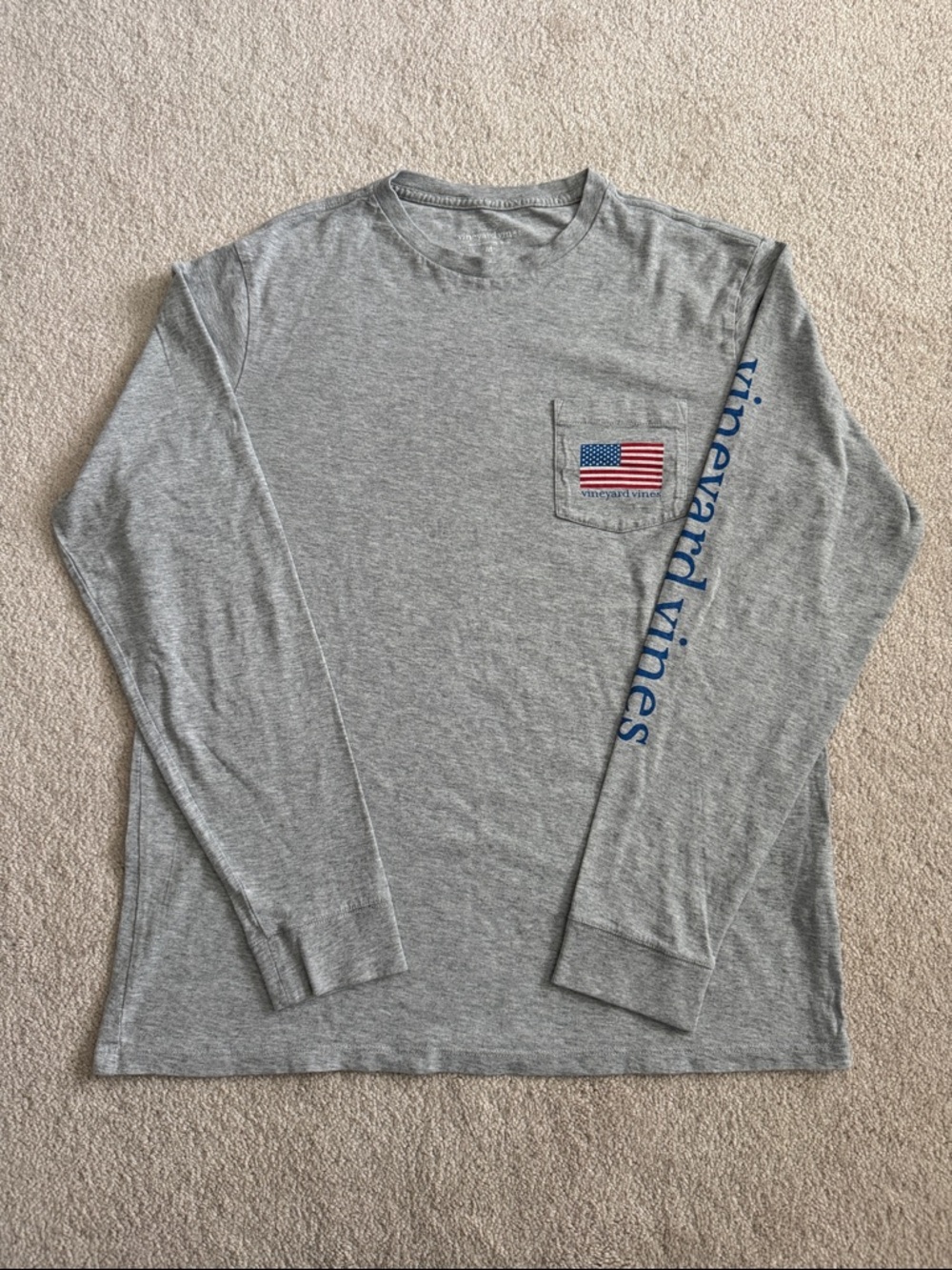Vineyard Vines Heather Gray Long-Sleeve Pocket Tee with Blue Sleeve Script